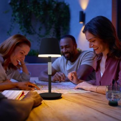Philips Hue, noi lumini și accesorii pentru iluminat smart al casei