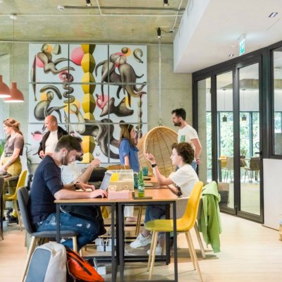 V7 Startup Studio, spațiul de coworking care aduce comunitatea împreună