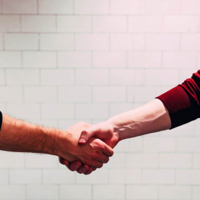 Fuziune pe piața de IT românească: Essensys Software și mReady își unesc forțele