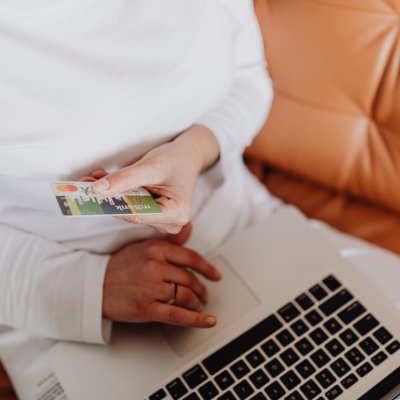 Cum arată clientul tradițional de fintech-uri din România și ce planuri are vara