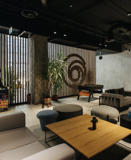 Ubisoft reorganizează birourile din București și Craiova pentru 2.000 de oameni