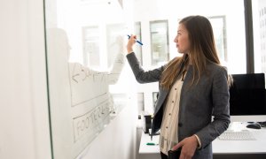 Jumătate din românii angajați și-au schimbat jobul în ultimii doi ani