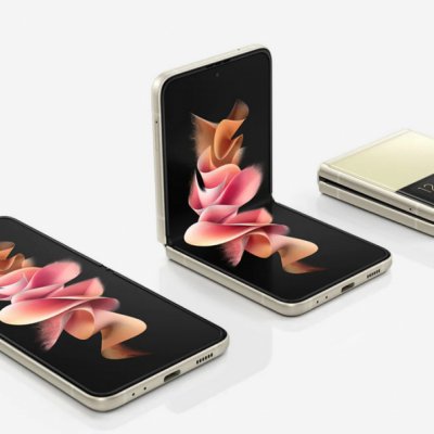 Samsung spune că oamenii preferă telefoanele ce se pliază precum Flip