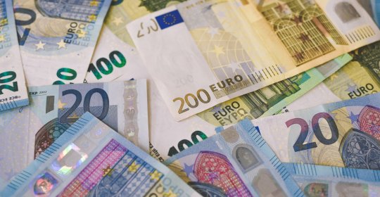 Martyr exaggeration Kinematics Finanțări UE: 2,5 mld. € pentru investiții în retehnologizare,