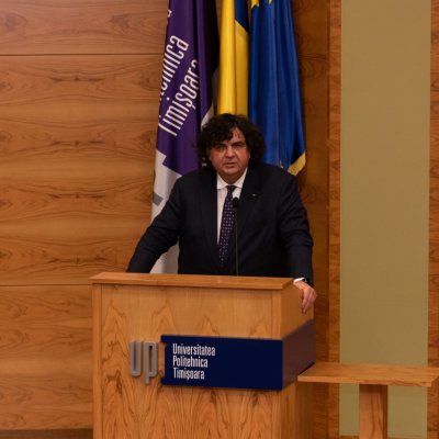 7 secunde. Atât are la dispoziție un profesor ca să nu piardă atenția tinerilor