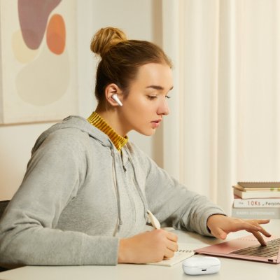 Huawei lansează căștile Freebuds SE cu un preț foarte competitiv