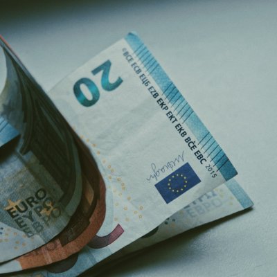 Romanian automotive deep-tech startup OxidOS concluded its first seed round of 1,2 million euro
