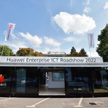Soluții IT&C pentru transformare digitală la Huawei Enterprise ICT Roadshow