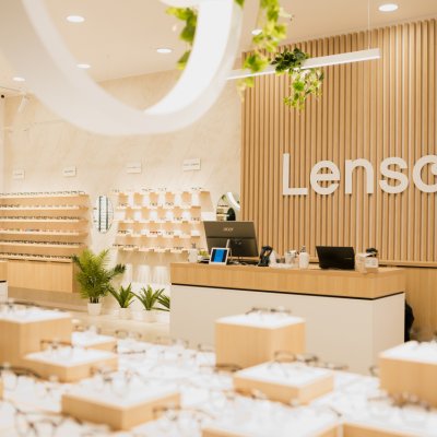 Lensa: 58 milioane lei și 10 magazine noi în prima jumătate din 2022