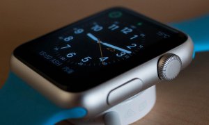 Poți să schiezi sau să înoți cu Apple Watch? Expertul ne sfătuiește la ce trebuie să fim atenți