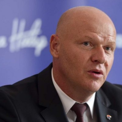 Pavăl Holding, deținut de fondatorii Dedeman, intră în acționariatul Promateris