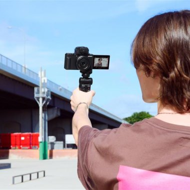 Sony lansează o nouă cameră de vlogging pentru începători
