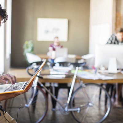 Visa lansează un program pentru antreprenorii din industria creativă