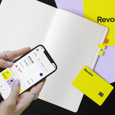 Studiu Revolut: 1000 de români au răspuns ce e bunăstarea financiară pentru ei