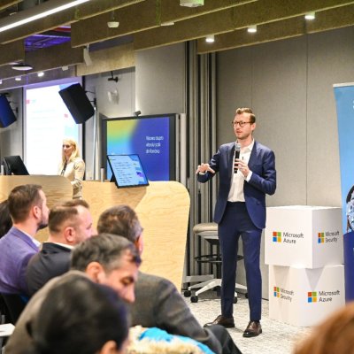 Startup-ul Adservio, parteneriat pentru școli cu Microsoft și Vodafone