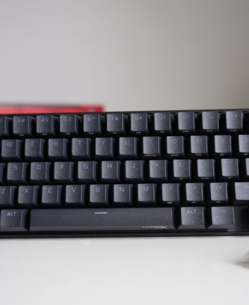 REVIEW HyperX Alloy Origins 65 - tastatură de gaming compactă