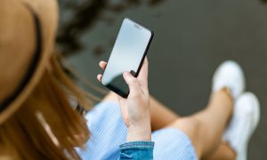 Ce telefoane recondiționate cumpără românii și cât plătesc pentru ele