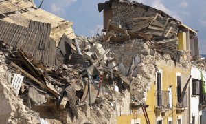 Hackerii exploatează cutremurul din Turcia și Siria în campanii umanitare false