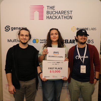 Câștigătorii Bucharest Hackathon - 130 de programatori seniori au participat