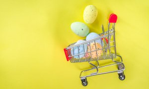 Paște 2023: românii au cheltuit aproape dublu la mâncare, dar nu și la jucării