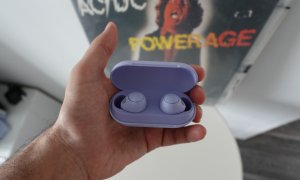 REVIEW Sony WF-C700N: ANC și sunet bun