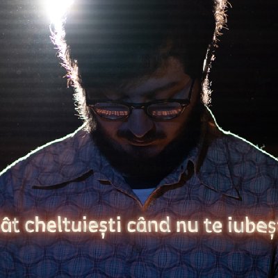 Cât cheltuiești când nu te iubești: studiu pe tinerii cu stimă de sine scăzută