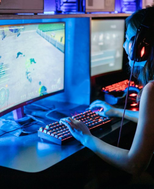 Ce jocuri au cumpărat românii pe Steam în aprilie 2023