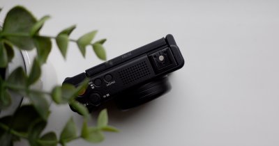 Sony lansează noua cameră de vlogging cu obiectiv superangular cu zoom, ZV-1 II