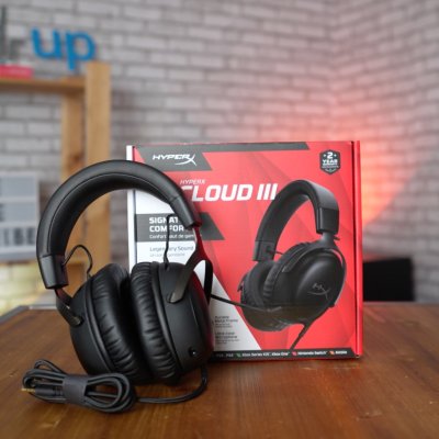 REVIEW HyperX Cloud III - cele mai confortabile căști