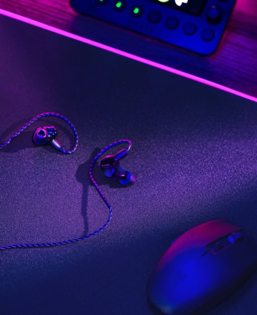 Razer Moray sunt căștile in-ear de monitorizare, pentru streaming, gaming și call-uri