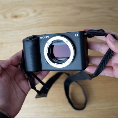 REVIEW Sony ZV-E1: camera pe care o vrei pentru creație video