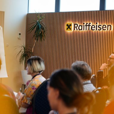 Raiffeisen Factory: peste 360 de afaceri românești finanțate cu 14 mil. euro