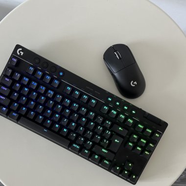 REVIEW Logitech G PRO X TKL și PRO X Superlight 2