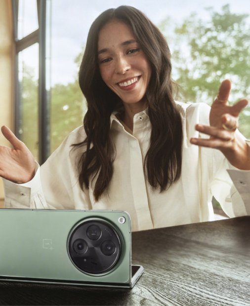 OnePlus Open e primul smartphone pliabil al companiei. În România din noiembrie