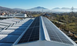 Pro Credit Bank: 3,15 mil euro pentru construirea unei centrale fotovoltaice