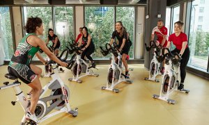 Clasele de group fitness - un real beneficiu pentru iubitorii de mișcare