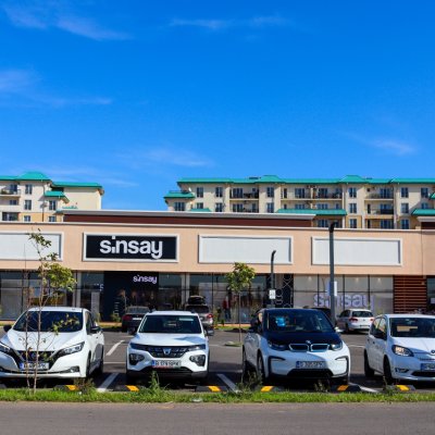 46.000 de români folosesc carsharing de la Spark, unde închiriezi și conduci tu