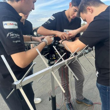 Al doilea satelit românesc făcut de elevi a ajuns pe orbită și este operațional