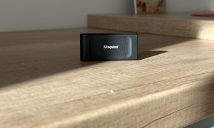 REVIEW Kingston XS1000 - un SSD portabil foarte mic pentru creatori de conținut
