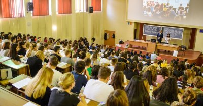 BCR Școala de Bani: educație financiară pentru peste 1 milion de români