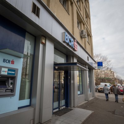 BCR lansează card de credit pentru microîntreprinderi. Limită de 80.000 de lei