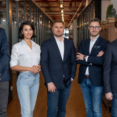 SyndiFi e platforma unde mai mulți oameni pot investi deodată în imobiliare mari