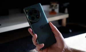 OnePlus 12 a trecut de 1.000 de unități vândute în prima lună pe piață