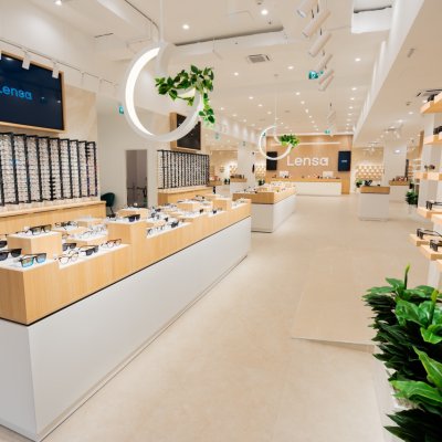 Lensa, venituri de 207 milioane de lei în 2023, în creștere cu 54% față de 2022