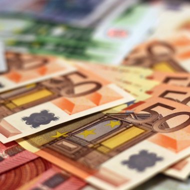 ING Bank România lansează un cont de cheltuieli comune pentru mai multe persoane