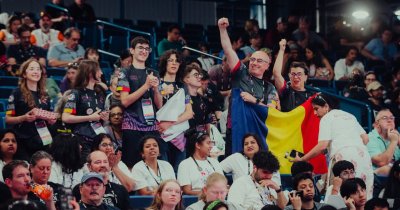 Elevii români, câștigători ai Campionatului Mondial de Robotică de la Houston