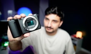 REVIEW Sony ZV-E10 II - camera perfectă pentru YouTube