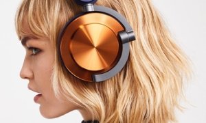 Dyson OnTrac, căștile care te ajută să blochezi sunetele din afară