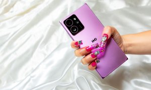 HMD Skyline e un smartphone care poate fi "dumbphone" și se repară ușor