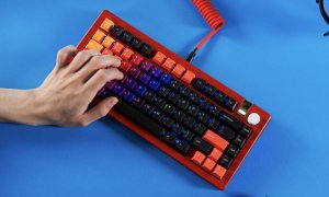 Tastatura care poate fi personalizată într-un miliard de moduri